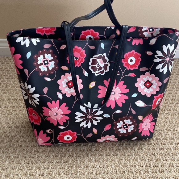 Kate Spade - Picture 2 of 9